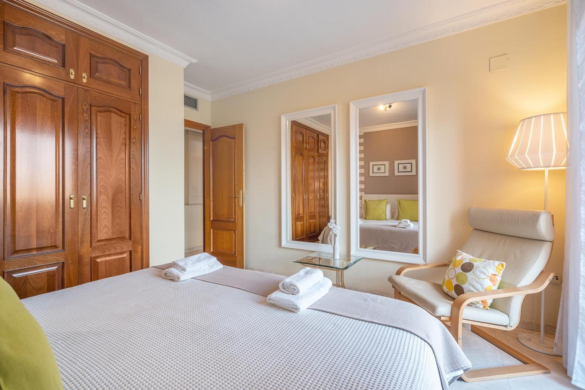 Apartamento Aravirma กรานาดา ภายนอก รูปภาพ