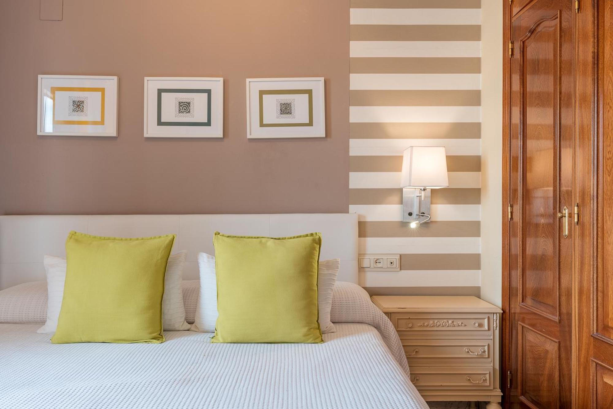 Apartamento Aravirma กรานาดา ภายนอก รูปภาพ