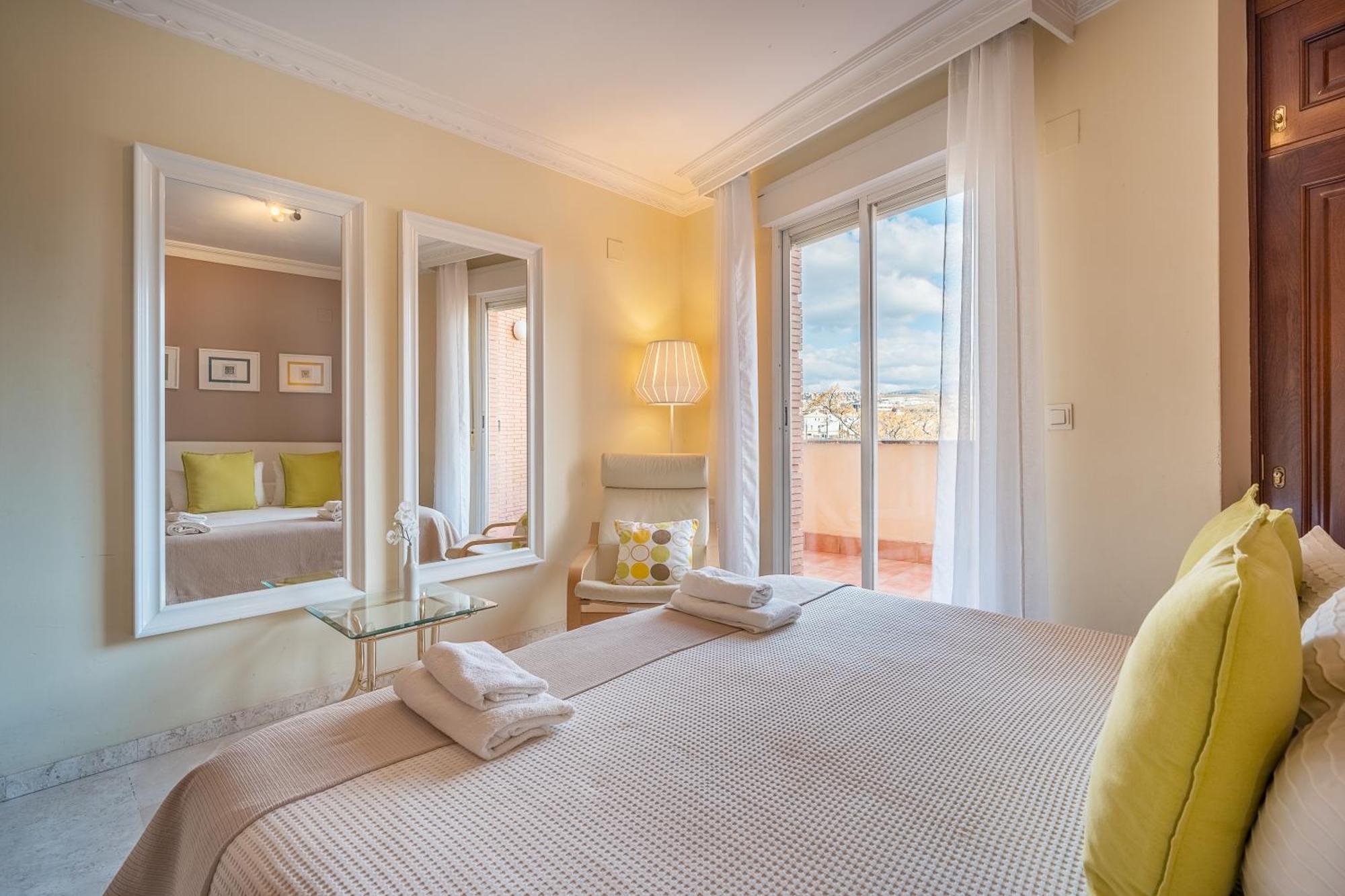 Apartamento Aravirma กรานาดา ภายนอก รูปภาพ